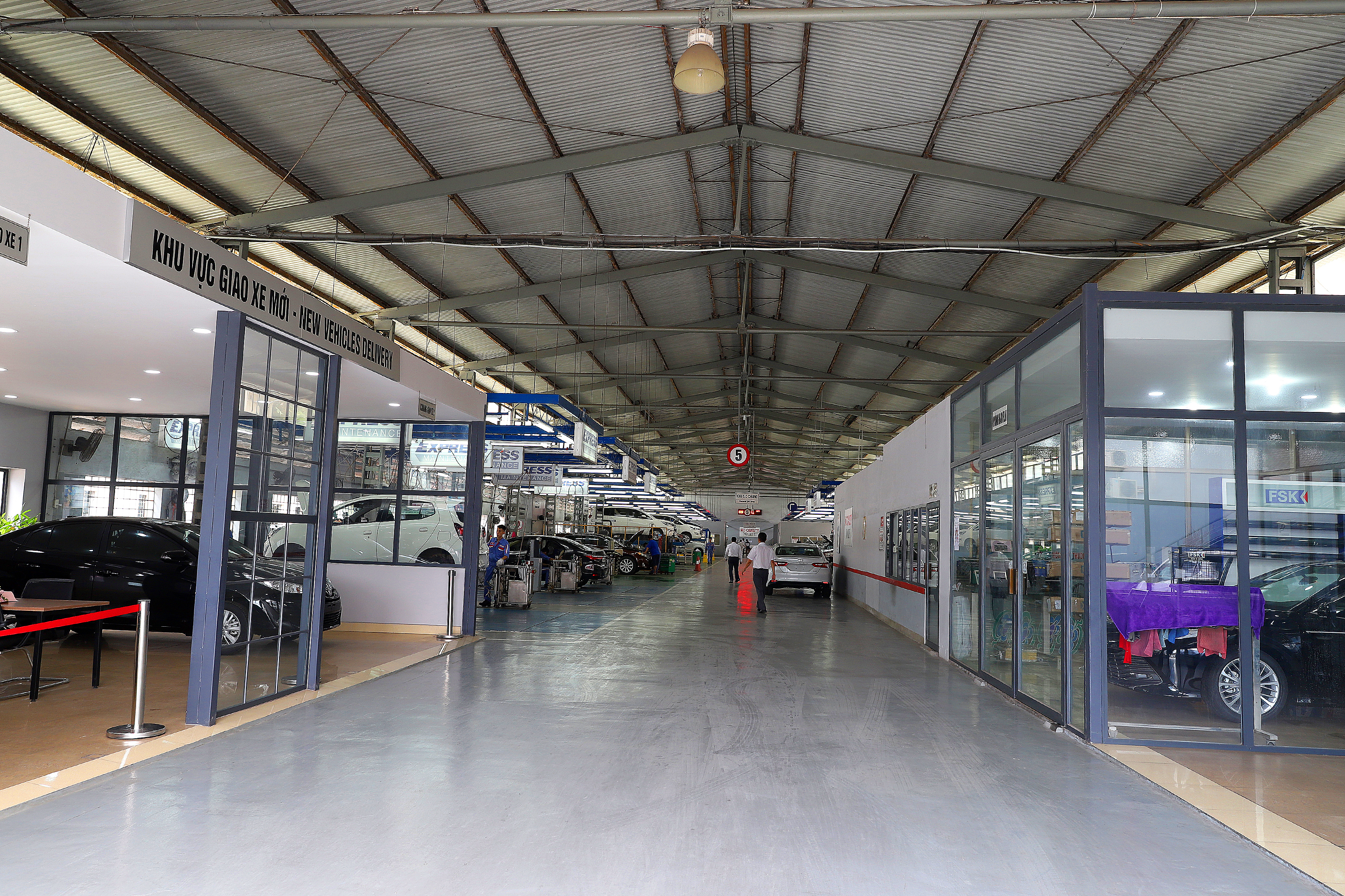 Bảng giá xe Toyota: 5 chỗ, 7 chỗ, bán tải tháng 6/2021 - Ảnh 5