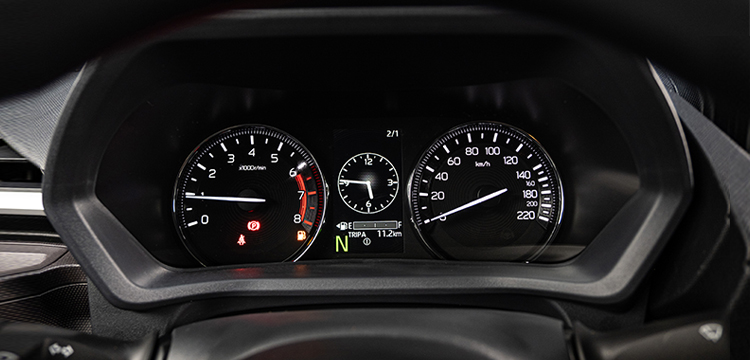 Avanza Premio - Ảnh 16